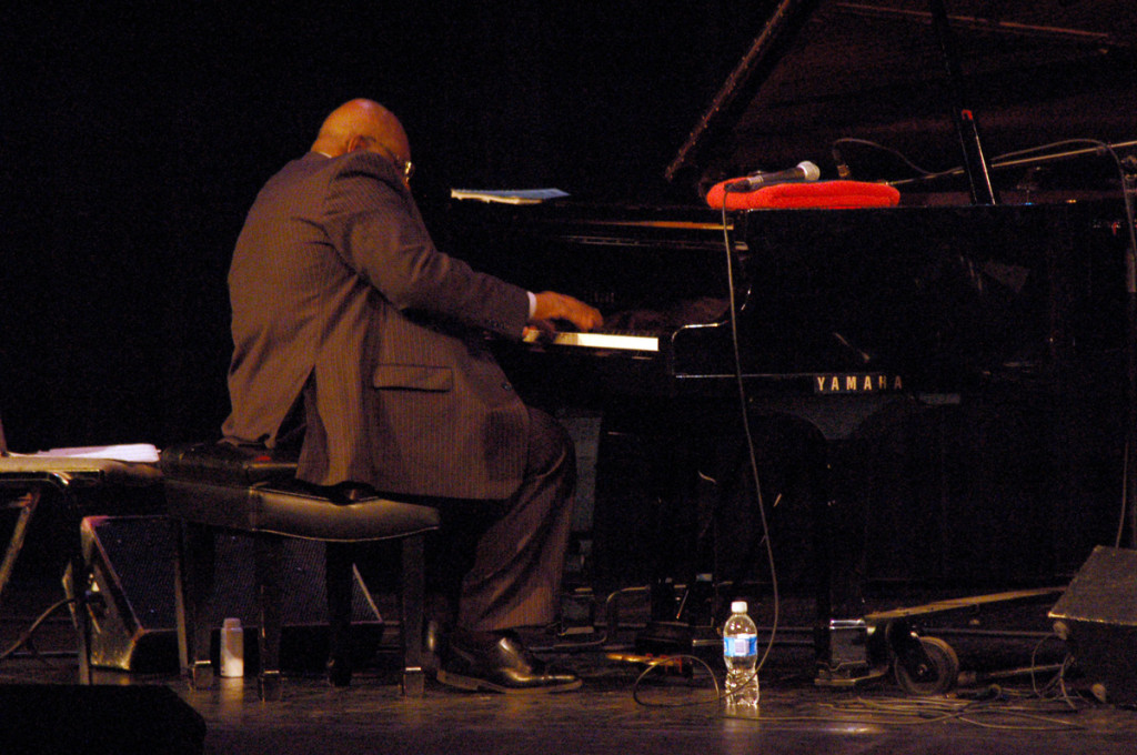 Oliver Jones Performing