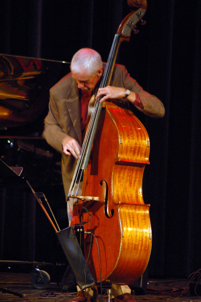 Dave Young appeared with Oliver Jones